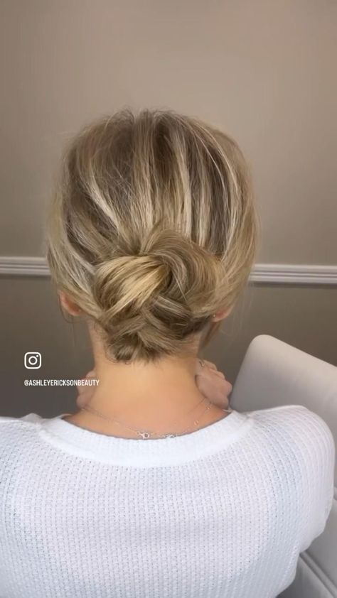 Braided Ponytail Updo, Pull Through Braid Ponytail Tutorial, Drawstring Ponytail Claw Clip, Short Hair Updo Tutorial, Ponytail Updo, Short Hair Bun, Easy Hair Updos, Hairdos For Short Hair, Messy Short Hair