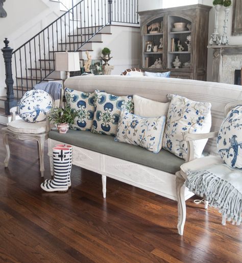 How to decorate behind the sofa - Cedar Hill Farmhouse #livingroomdecor #sofatable #countryfrench #decor #decoratingideas #decorating #decoratingtips #frenchcountrydecor #frenchcountrystyle #frenchdecoratingideas #frenchdecor #elegantdecor #frenchcountry Decorating Behind Sofa, Bench Behind Sofa Ideas, Bench Behind Couch Living Rooms, Decorate Behind Couch, Behind Sofa Ideas, Bench Behind Sofa, Space Behind Couch, Bench Behind Couch, Behind Sofa