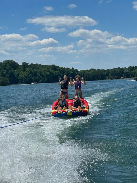 Lake Birthday Ideas, Sweet 16 Boat Party Ideas, Summer Lake Party, Lake Birthday Party, Boat Tubes, Lake Birthday, Boat Days, Lake Party, Moving To Hawaii