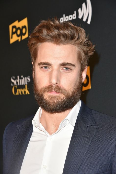 Dustin Milligan, Adam Gregory, Schitt's Creek, Schitts Creek, Man Candy, Season 4, Favorite Celebrities, Angeles, Candy