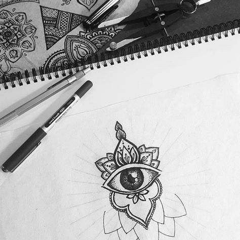 Third Eye Mandala Arm Tattoo, Stylo Art, Third Eye Tattoos, Henna Pen, Tattoo Eye, Lotus Tattoo Design, Eye Sketch, Sketch Tattoo Design, Men Hair