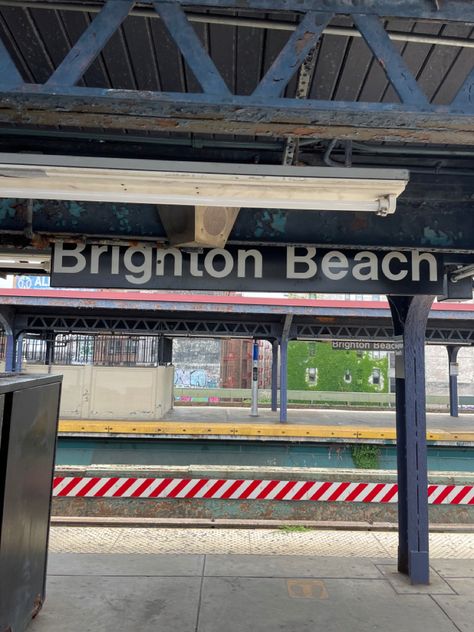 #brighton #beach #New-York #metro #citytour #marishkaguide Brighton Beach Melbourne, Brighton Beach New York, Brighton Beach Brooklyn, Ocean City Boardwalk New Jersey, Rockaway Beach New York, Howard Beach Ny Queens, Nyc Lifestyle, Brighton Beach, Coney Island