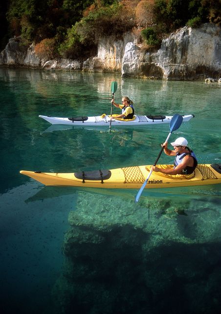 Kayaking Kayaks, Kayak Fishing, Outdoor Life, Kayak Camping, Kayak Adventures, Sea Kayaking, Adriatic Sea, Canoe And Kayak, Parkour