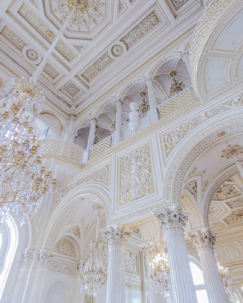 "Paris for lunch, dinner is St. Petersburg". -Wilhelm II #stpetersburg #stpetersburgtravel #travelrussia #takemeback #astridcordierphotography #destinationweddingphotographer Acotar Series, Castle Aesthetic, Hermitage Museum, Ethereal Aesthetic, Royal Aesthetic, Night Court, Baroque Architecture, Princess Aesthetic, Aesthetic Colors