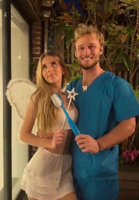 Dress Up Couple, College Halloween Costume Ideas Group Of 4, Matching Halloween Costumes For Couples Funny, Celebrity Halloween Costumes 2023, College Couples Costumes Halloween, Dentist Halloween Costume, College Halloween Costume Aesthetic, Couple Halloween Costumes High School, Couple Halloween Costumes Original