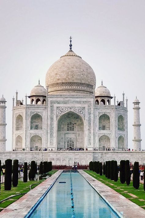 India Travel Guide, Taj Mahal India, Eyes Artwork, Popular Travel Destinations, Symbol Of Love, Agra India, Travel Photography Inspiration, Historical Monuments, A Symbol