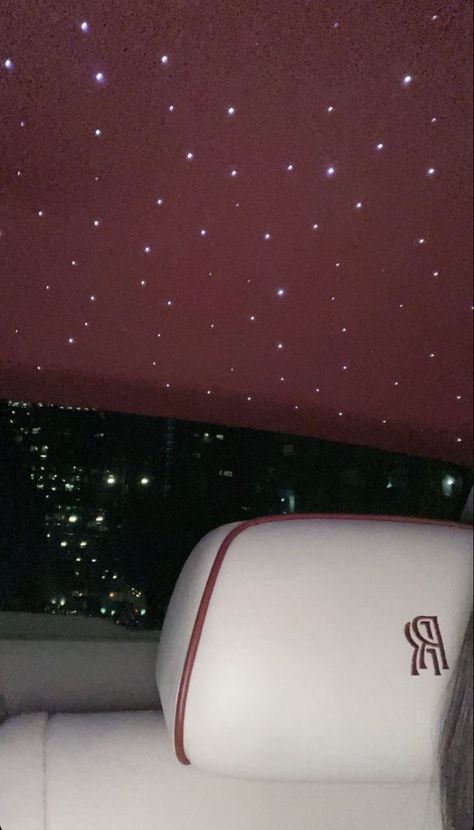 Rolls Royce Star Roof, Prom Car, Airplane Window View, Night Rides Snapchat, Billionaire Lifestyle Luxury Living, Bling Heels, Lux Fashion, Button Up Shirt Womens, Expensive Jewelry Luxury