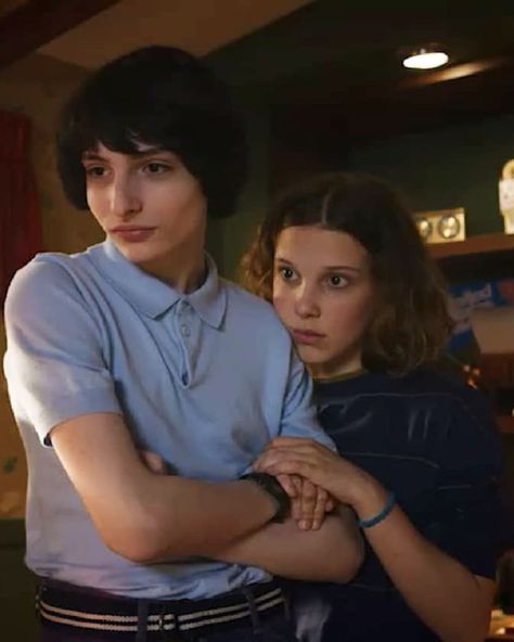 Stranger Things Mike and Eleven, Finn Wolfhard, Millie Bobby Brown, Season 3 Instagram, Stranger Things, On Instagram