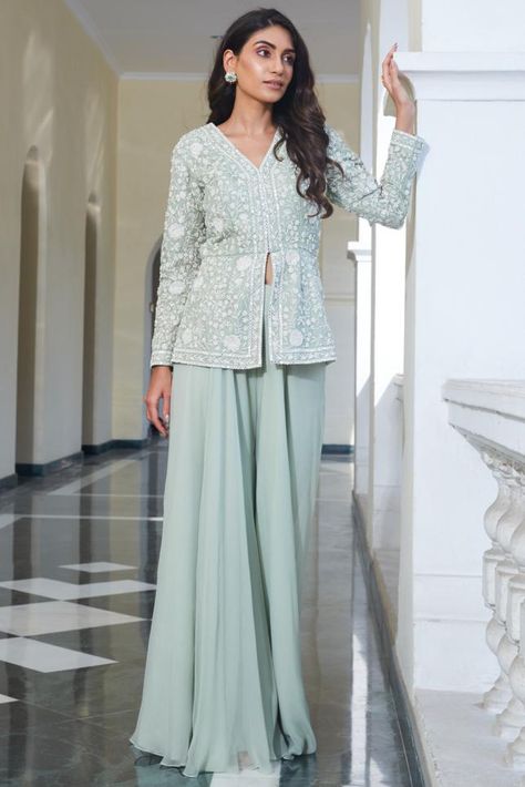 Sharara Design With Blouse, Sarara Top Design, Indowestern Pant Outfits, Sharara Pants Pattern, Peplum Top With Garara, Three Piece Dress For Women Indian, Chain Blouse Design, Baby Frock Design, Designer Sharara