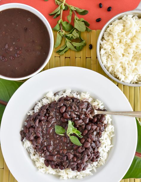 Nicaraguan Rice, Black Beans Slow Cooker, Beans Slow Cooker, Plantain Soup, Nicaragua Food, Cranberry Curd, Nicaraguan Food, Curd Tart, Beans In Crockpot