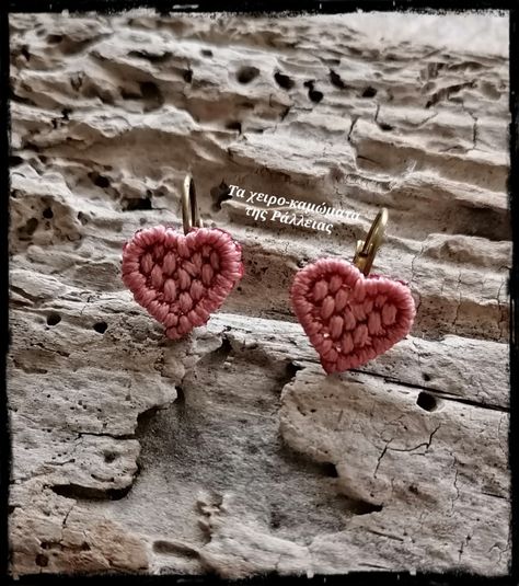 Heart Macrame, Macrame Accessories, Pinterest Diy Crafts, Pinterest Diy, Macrame Patterns Tutorials, Craft Jewelry, Macrame Earrings, Macrame Tutorial, Micro Macrame