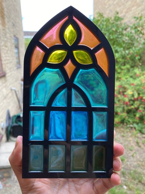 Gothic Stained Glass Patterns, Medieval Stained Glass Windows, Stained Glass Making, Stained Glass Patterns Window, Simple Stained Glass Windows, Church Glass Windows, Stained Glass Medieval, Stained Glass Windows Patterns, Stained Glass Art Patterns