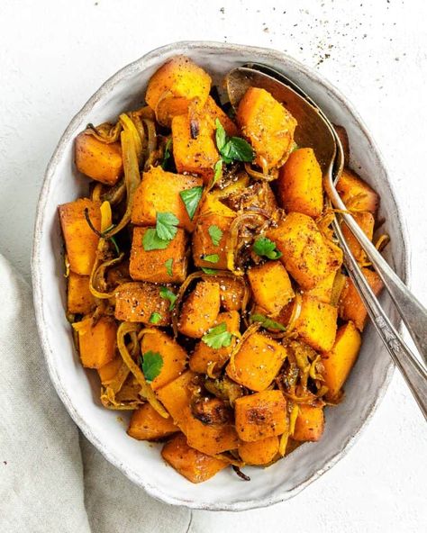 Healthy Daily Meals, Indian Vegetable Recipes, Caramelized Onions Recipe, Butternut Squash Cubes, Pumpkin Seed Recipes, Butternut Squash Recipes, Vegan Mac And Cheese, Roasted Squash, Roasted Butternut Squash