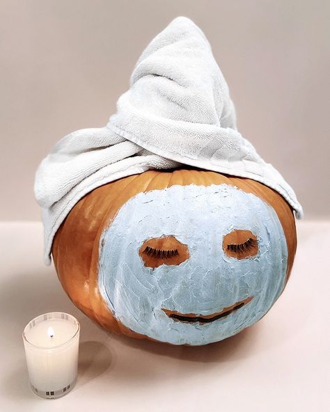 Halloween Spa, Halloween Diy, Happy Halloween, Are You Happy, Decorative Jars, Self Care, Spa, Magazine, Halloween