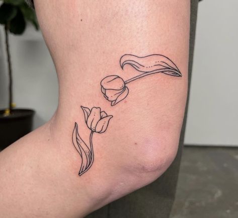 Knee Hugger Tattoo, Tattoo Tulip, Tattoo Knee, Tulip Tattoo, Garden Tattoos, Nyc Tattoo, Knee Hugger, February 9, Tattoo On