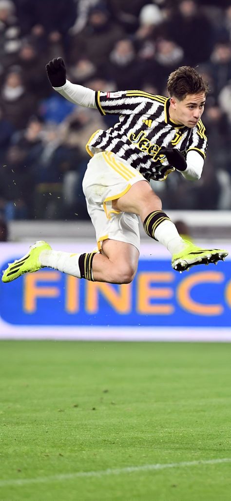 Juventus, Serie A Kenan Yildiz Wallpaper, Juventus Players, Juventus Wallpapers, Wal Paper, Nike Football Boots, Juventus Fc, Football Pictures, Soccer Pictures, Nike Football