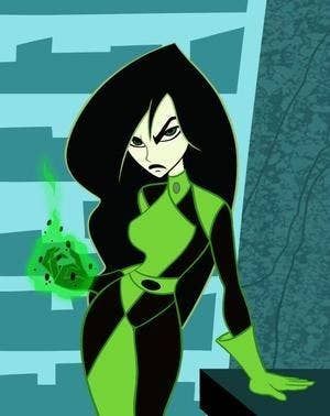 This is Shego and she's a life snatching, fierce, villainous QUEEN! 19 Reasons Why Shego From "Kim Possible" Is The Greatest Villain Of All Time! Black, Kim Possible, A Woman, Green