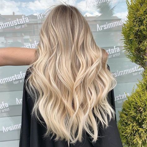 Cream Blonde Balayage, Cream Blonde, Blonde Balayage Hair, Blonde Hair Goals, Perfect Blonde Hair, Bright Blonde Hair, Summer Blonde Hair, Blonde Hair Transformations, Dyed Blonde Hair