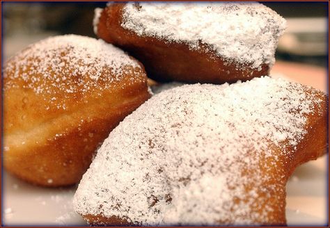 Beignets (Cafe du Monde style) - Sweet Sadie's Baking French Beignets, New Orleans Beignets, Beignet Recipe, Bake Bread, Jackson Square, Breakfast Pastries, French Market, Bread Cake, Jam Recipes