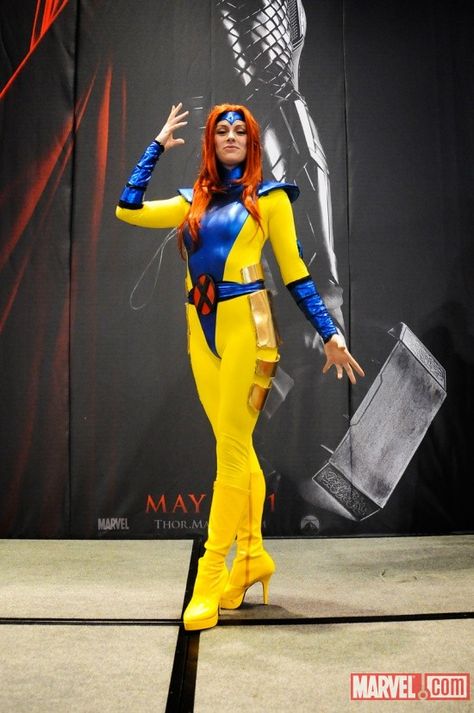 Jean Grey Costume 2 by screaM4Dolls.deviantart.com on @deviantART Redhead Halloween, Jean Grey Costume, Marvel Cosplay Girls, Book Cosplay, Xmen Cosplay, Awesome Costumes, Men Cosplay, Jean Grey Phoenix, Cosplay Art