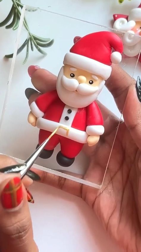 Santa Claus Diy, Santa Claus Crafts, Clay Christmas Decorations, Clay Crafts For Kids, Kids Clay, Happy December, Polymer Clay Ornaments, Craft Christmas, Clay Diy Projects