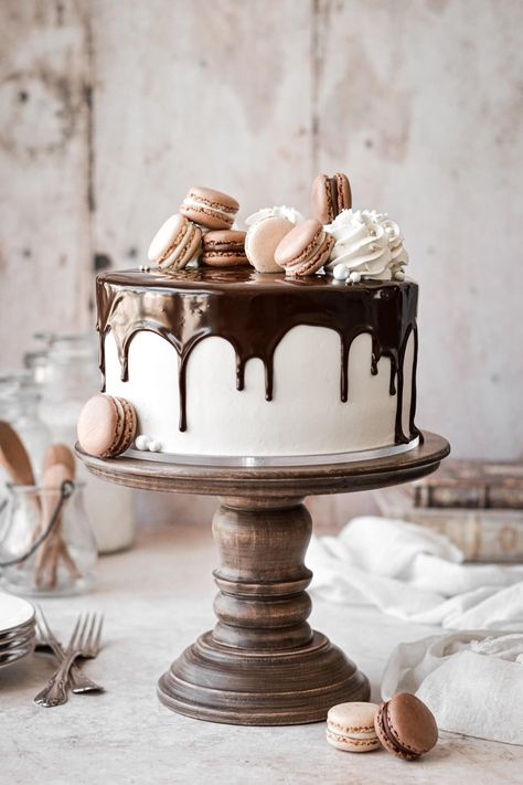 Chocolate Ganache Drip, White Velvet Cakes, Ganache Drip, Chocolate And Vanilla Cake, Chocolate Cake Designs, Macaron Cake, Chocolate Drip Cake, Dark Chocolate Ganache, Cake Photography