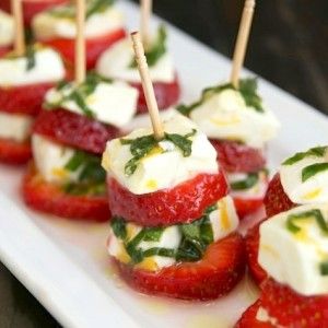 Strawberry Caprese with Lemon and Basil Strawberry Appetizers, Strawberry Caprese, Food On A Stick, Caprese Recipes, Lemon Basil, Weekend Meals, Strawberry Recipes, Small Bites, Different Recipes