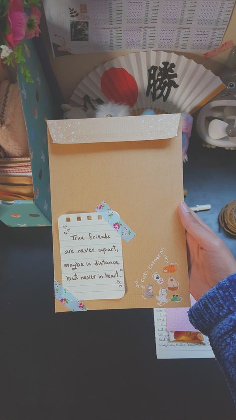 Birthday Penpal Letter, Pen Pal Quotes, Aesthetic Envelope Ideas, Pen Pal Letters Aesthetic Envelope, Penpal Envelope Ideas, Tarjetas Aesthetic, Pen Pal Letters Aesthetic, Penpals Ideas, Envelope Aesthetic