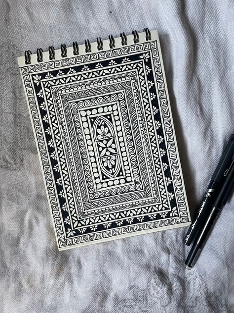 Mandala Drawing Rectangle, Mandala Art Rectangle, Rectangular Mandala Art, New Year Mandala Art 2024, Square Mandala Design, Rectangle Mandala, Mandala Border, Rectangle Drawing, Mandala Book