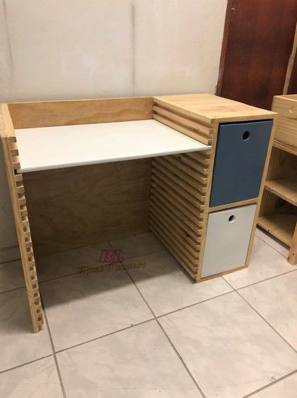 Study Table Designs, Kids Study Table, Kids Room Furniture, Kids Interior Room, Wood Furniture Diy, Diy Home Furniture, Kids Interior, Kids Room Design, Home Room Design