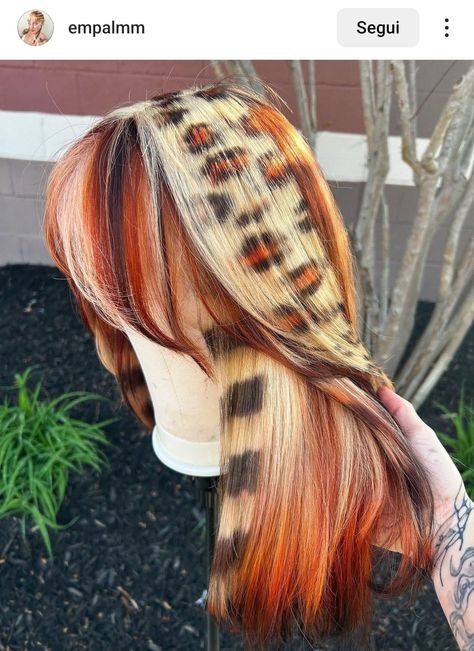 Tiger Stripes Hair, Side Down Hairstyles, Tiger Hair, Cheetah Print Hair, Cheetah Hair, Hair Stripping, Leopard Print Hair, Y2k Hair, Leopard Hair