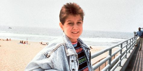 Ryan White, Who Died of AIDS at 18, Would Have Turned 50 Today | PEOPLE.com Wayne White, Aids Virus, Ryan White, People With Hiv, Celebrities Who Died, Inspiring Stories, Ordinary People, Aids Hiv, School System