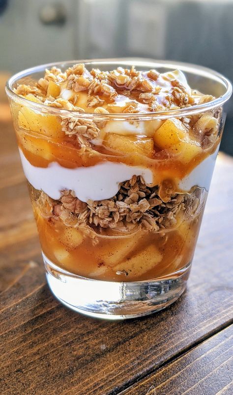 Caramel Parfait, Easy Midnight Snacks, Caramelized Honey, Honey Caramel, Fruit Parfait, Honey Walnut, Maple Butter, Parfait Recipes, Romantic Dinner For Two