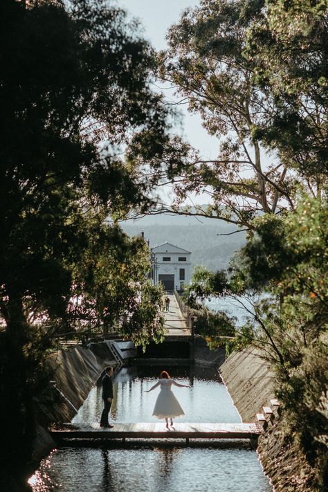 Intimate Lakeside Elopement in Tasmania | Photography by Who Shot The Photographer Tasmania Elopement, Tasmania Wedding, Tasmania Photography, Lakeside Elopement, Popup Wedding, Vintage Elopement, Classic Wedding Photography, Outdoor Baths, Twilight Photos