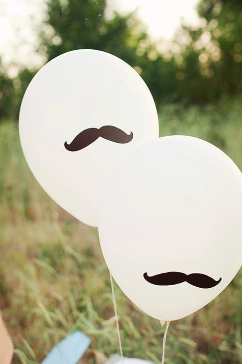 189503_291808887593425_821578179_n_533x800 Mustache Birthday Party, Moustache Party, Hipster Party, Mustache Theme, Mustache Birthday, Man Shower, Mustache Baby Shower, Mustache Party, Boy Baby Shower Ideas