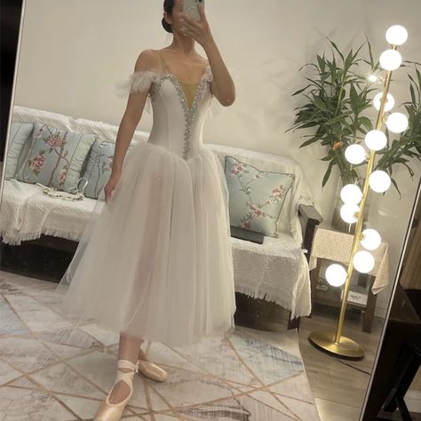 Ballerina Long Dress, Ballet Costumes Flowy, Ballet Style Dress, White Ballet Dress, Ballerina Tutu Dress, Ballet Clothing, Ballet Dance Dress, Long Tutu, Ballerina Costume