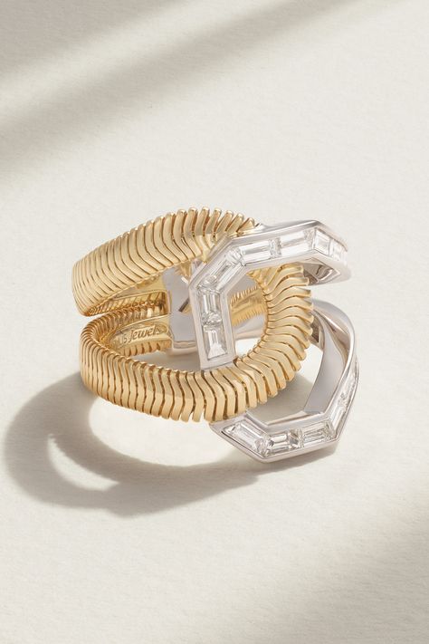 Like works of art, Nikos Koulis uses his jewelry to convey feelings and ideas through form. This ring is crafted from entwining bands of 18-karat yellow and white gold - the latter is encrusted with baguette-cut diamonds for glistening dimension. Nikos Koulis, Modern Diamond Rings, Vintage Gold Necklace, Jewelry Product Shots, White Diamond Ring, Gold Diamond Ring, White Gold Diamond Rings, Pearl Set, Gold Diamond Rings