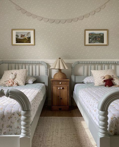 Crate and Kids Jenny Lind Bed Review Plus More Great Spindle Bed Options You Will Love! - Room For 2 Sisters, Cottage Kids Room, Kids Room Aesthetic, Sisters Bedroom Ideas, Countryside Lifestyle, Sister Bedroom, England Farmhouse, Vintage Kids Room, Shared Girls Room