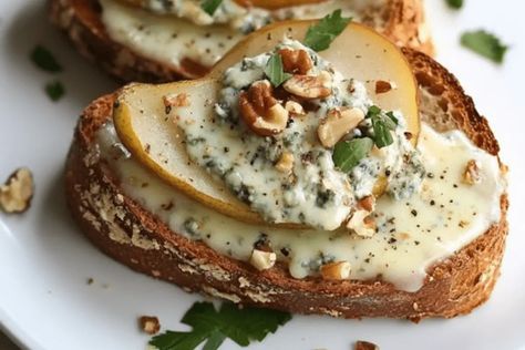 Pear and Gorgonzola Cheese on Toasted Walnut Bread Pear Gorgonzola Appetizer, Baked Pears With Gorgonzola And Honey, Pear And Cheese, Pear And Gorgonzola, Gyro Wrap, Gourmet Appetizers, Baked Pears, Gorgonzola Cheese, Walnut Bread