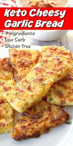 Gluten Free Garlic Bread, Low Carb Side Dish, Keto Quiche, Low Carb Side, Desserts Keto, Boiled Egg Diet Plan, Cheesy Garlic Bread, Keto Pancakes, Low Carb Sides