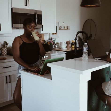 wfh: a photographer Wfh Aesthetic, Photographer Content, Brand Shoot, Lifestyle Photos, Women Writers, 2025 Vision, Working Woman, Brown Skin, Black Aesthetic