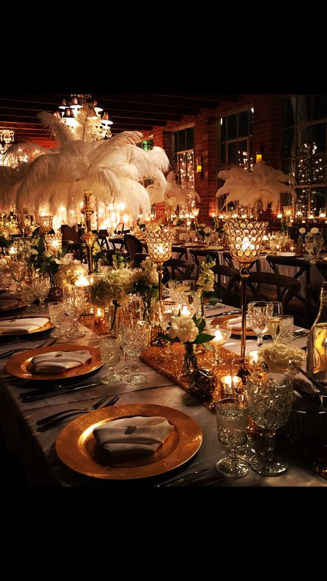 Gatsby Decoration Party, The Great Gatsby Party Decorations, Wedding Masquerade Theme, African Wedding Decorations Ideas, Roaring 20s Prom Theme Decor, 1920s Wedding Theme Gatsby, Wedding Great Gatsby Theme, Great Gatsby Wedding Aesthetic, Great Gatsby Reception