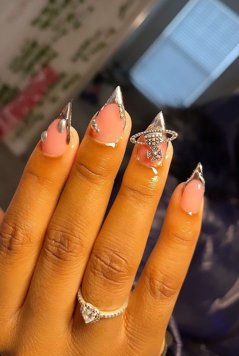 Short Stellos Nails Design, Stiletto Short Nails, Purple Stiletto Nails Design, Pink Nails Stiletto, Nails Stiletto Short, Stiletto Acrylic Nails, Short Stiletto Nails, Rounded Acrylic Nails, Stiletto Nails Short