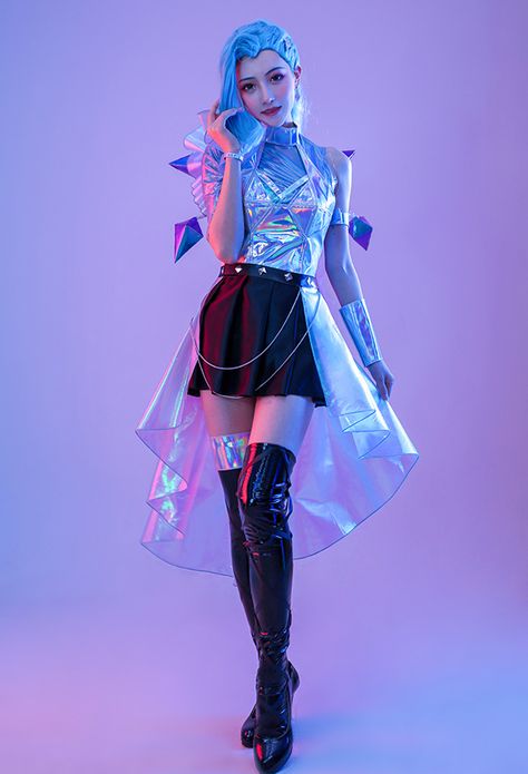 Space Inspired Outfits Fashion, Space Outfit Concept Art, Sifi Outfits, Cute Futuristic Outfits, Galactic Aesthetic Outfit, Spacepunk Outfit, Cyberpop Outfit, Vapor Wave Aesthetic Outfits, Holo Outfit