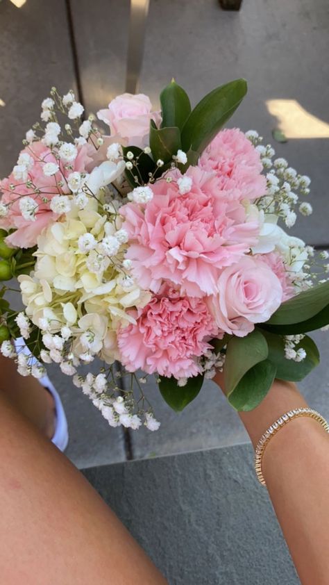 Prom Bouquet Ideas, Elegant Flower Arrangements, Best Bouquet, Prom Flowers Bouquet, Homecoming Flowers, Good Morning Dear, Prom Bouquet, Flower Boquet, Pink Flower Bouquet