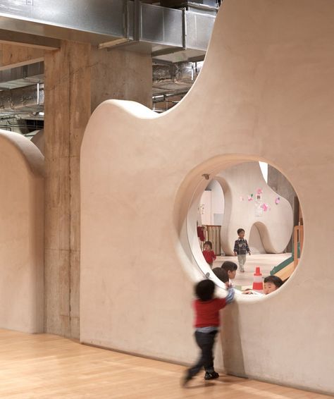 Cloud Garden Nursery by Junya Ishigami Cloud Garden, Junya Ishigami, Indoor Play Area, Kindergarten Interior, Kids Cafe, Kindergarten Design, Garden Nursery, Indoor Play, Kids Interior