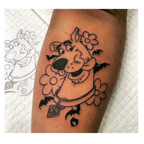 Scooby Doo Bats Tattoo, Simple Scooby Doo Tattoo, Scooby Tattoo, Scooby Doo Tattoo Ideas, Dotwork Flash, 24 Tattoo, Scooby Doo Tattoo, Brother Tattoo, Filler Tattoos