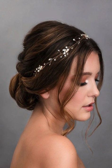 Bridal Hair Updo With Hairpiece, Low Bun Hairstyles Wedding Indian, Bridal Bun Hairstyles Indian, Fancy Bun, Hairstyle Bridesmaid, Bridle Dress, Cute Wedding Hairstyles, Graduation Hair, Wedding Hair Up