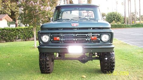 1964 Ford F250 4X4 For Sale La Puente, California Ford Work Trucks, Custom Ford Trucks, Classic 4x4, Ford Trucks For Sale, Trucks Lifted, Ford F650, Pickup Car, Work Trucks, Manly Stuff