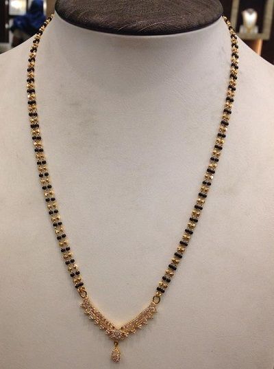 Best Black Beaded Mangalsutra Chain Design Black Beads Chain Indian Gold, Black Beads New Designs, Gold Nallapusalu Designs, Black Beads Gold Chain Designs, Gold Black Beads, Black Beads Chains, Black Pusalu Chain, Black Mangalsutra Designs, Mangalsutra Chain Designs